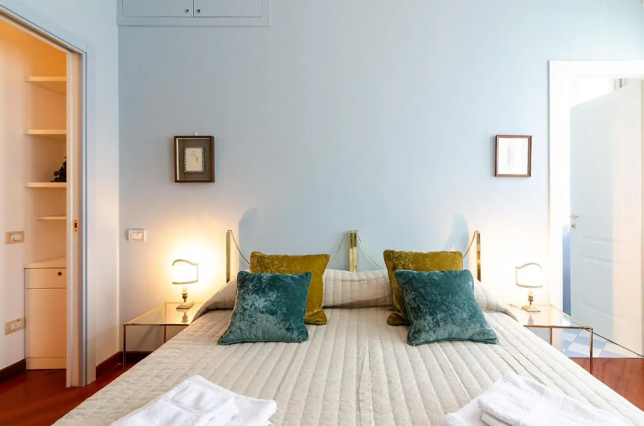Lux Contemporary Flat - Porta Romana Milan Apartment